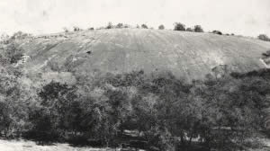 Photograph of Granite Mountain in Marble Falls, Texas