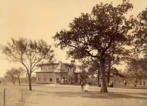 Photograph of Shipe Residence in background