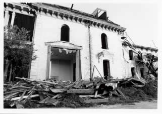 Photo: demolition of Hunnicutt House